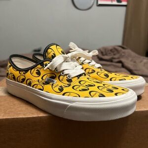 Vans authentic mooneyes